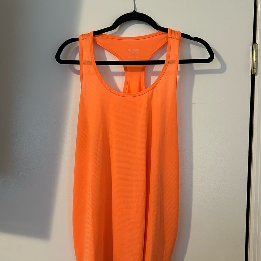 XXL workout tank top. Full length